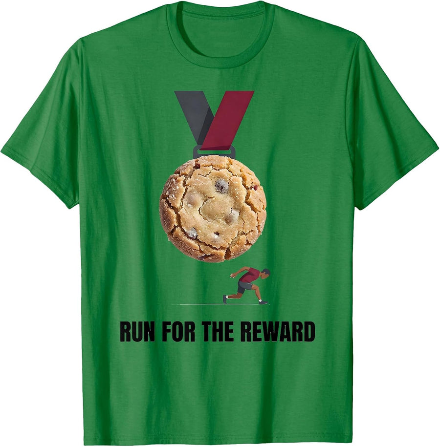 Men's Run For The Reward Funny Christmas Fun Run Squad Runner T-Shirt - Kelly Green